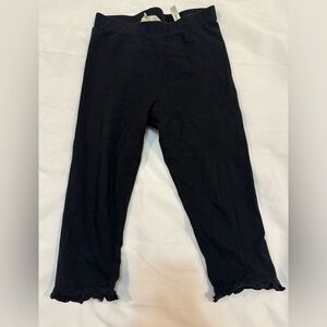 3/$10 barely worn cropped ruffle leggings (feel free to add to bundle)